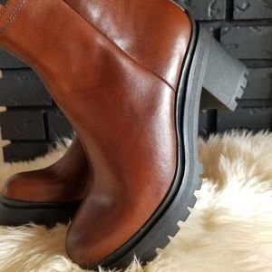 Brand New! Jeffrey Campbells Leather Chunky Heel Booties (size 10)